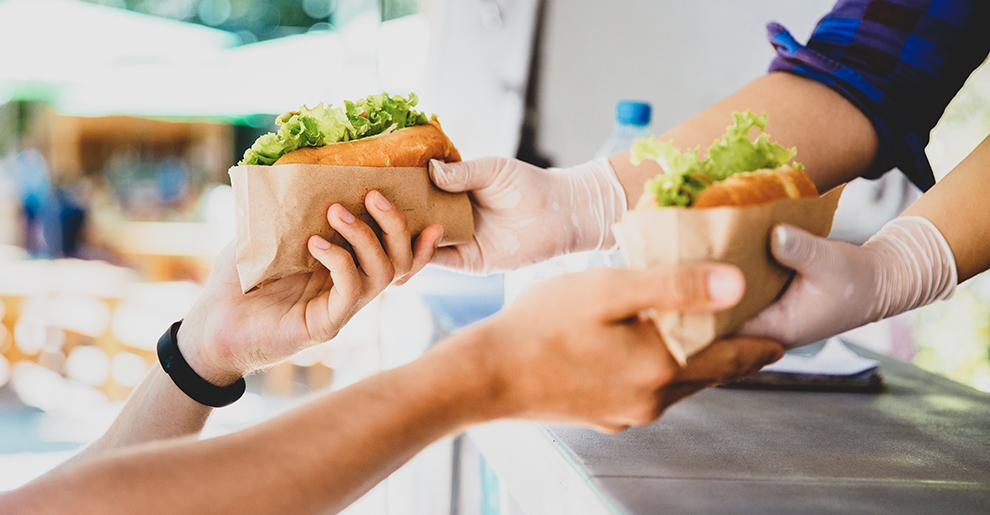 5 Möglichkeiten, wie Food Trucks beim Social Distancing helfen
